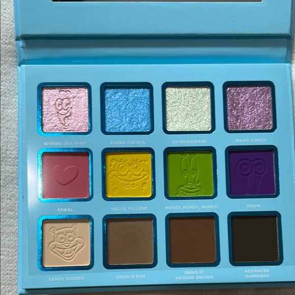 SpongeBob Bikini Bottom Shadow Palette - Picture 5 of 5